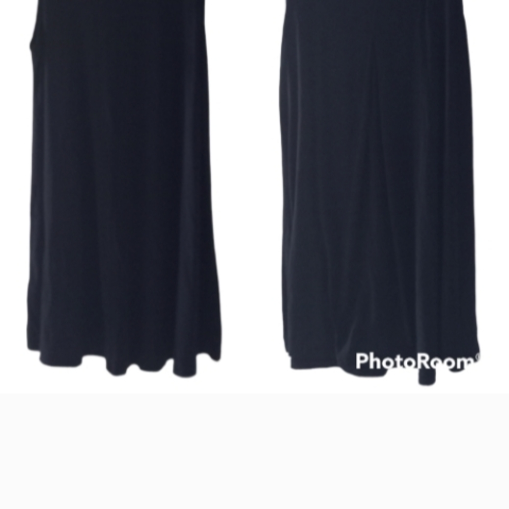 Uniqlo Classic Black Maxi Skirt